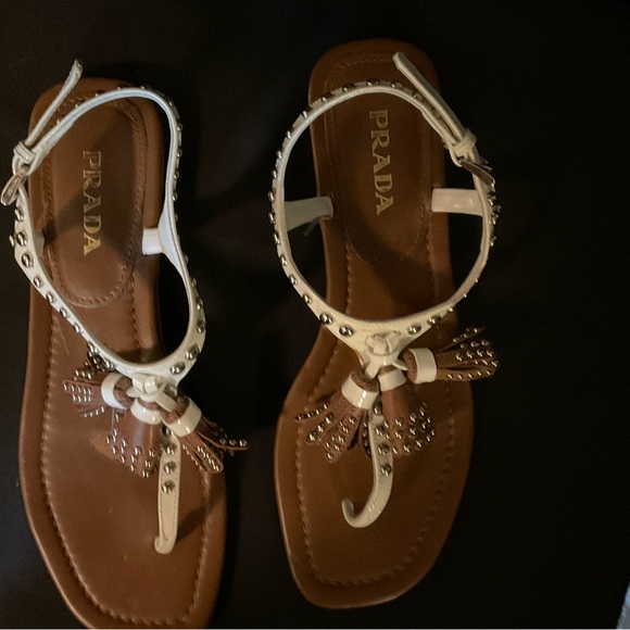 💕Prada leather studded tassel sandal.Size 38, Good-to excellent used condition. - Picture 9 of 13